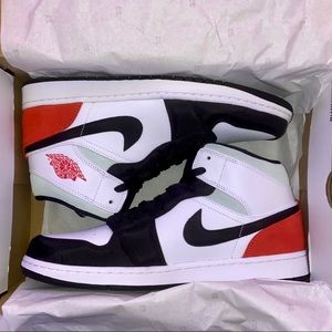 Jordan 1 Mid se
